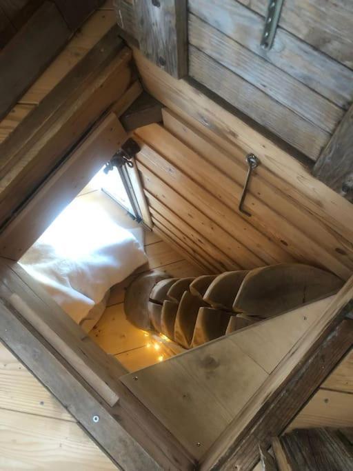 Nuit Insolite - La Cabane Du Haut-Doubs Les Gras Екстериор снимка